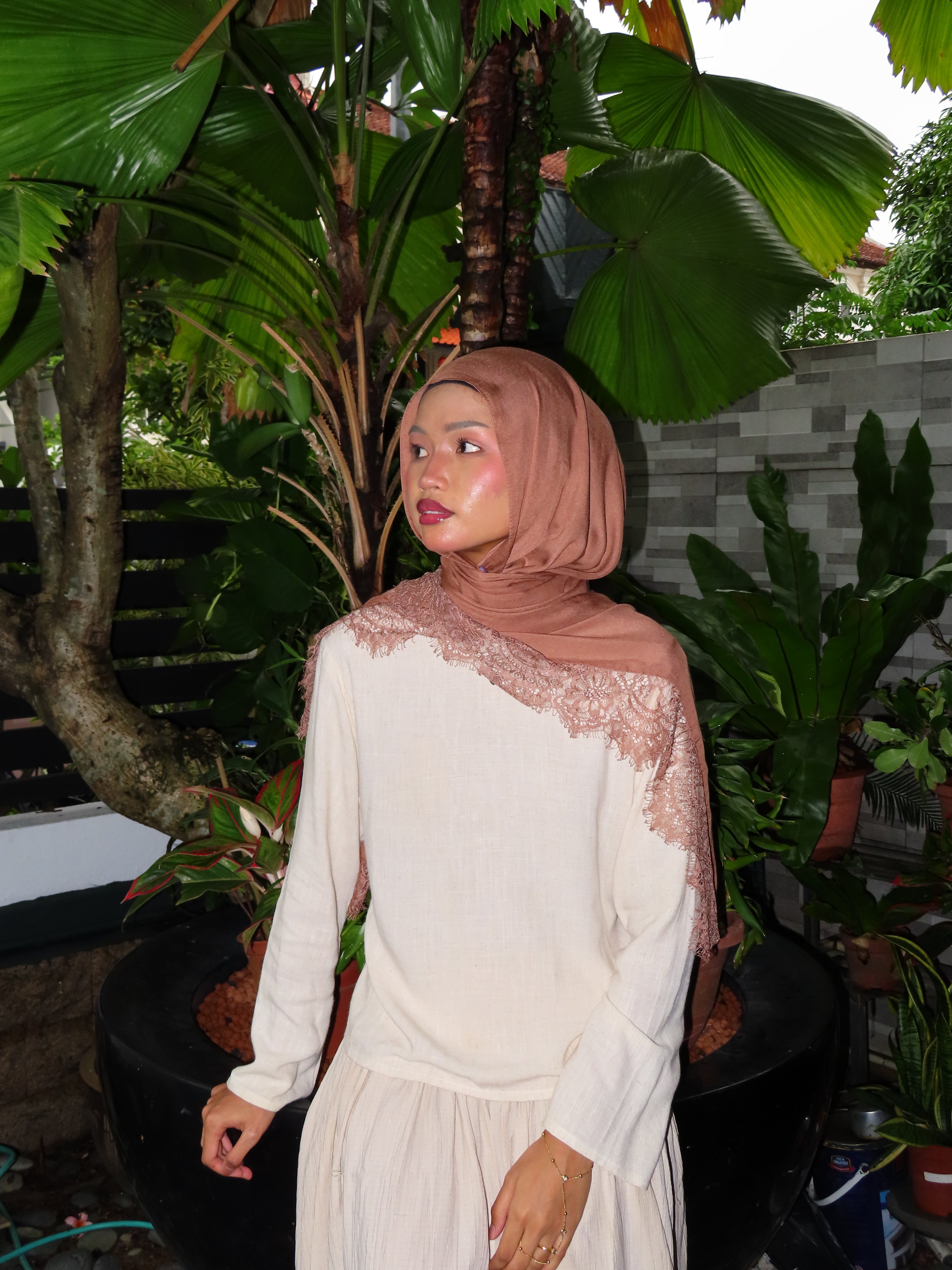 Dentelle - A lace-trimmed modal collection